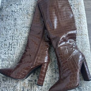 Boohoo Chocolate Croc-Pattern Heeled Boots